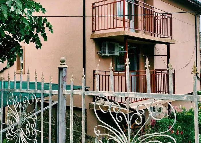 Къща за гости тук е така Обзор